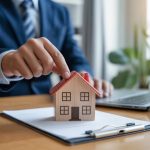 Comment l’assurance emprunteur influence le rachat de crédit immobilier en 2024